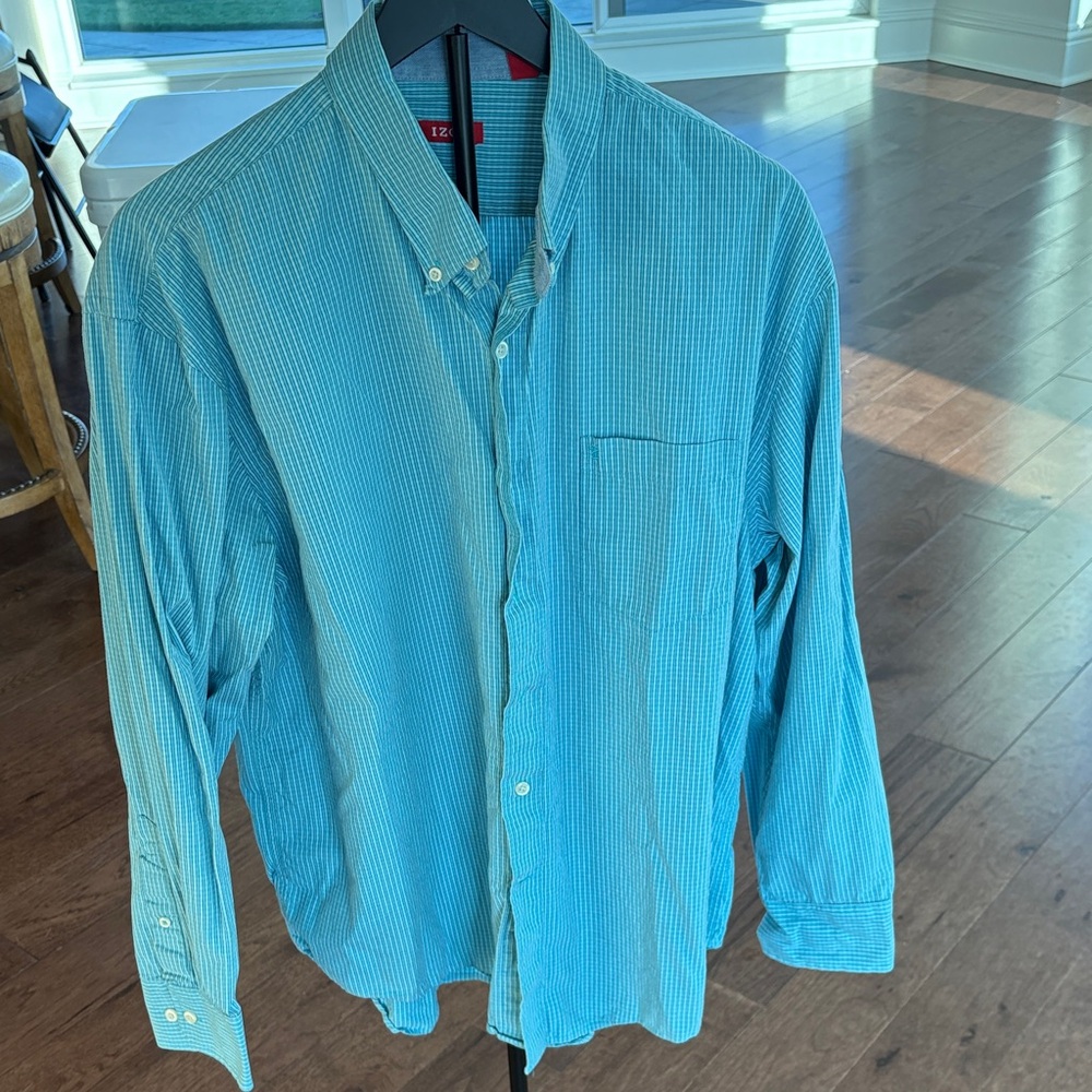 Izod Men's Blue Checkered Shirt Size XL
